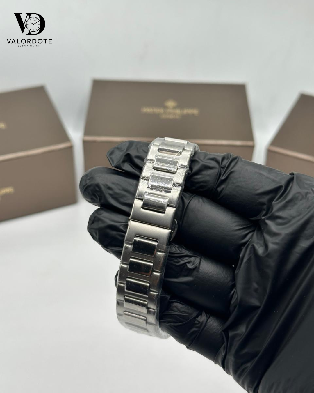 Patek Philippe Red Dial Men’s Watch