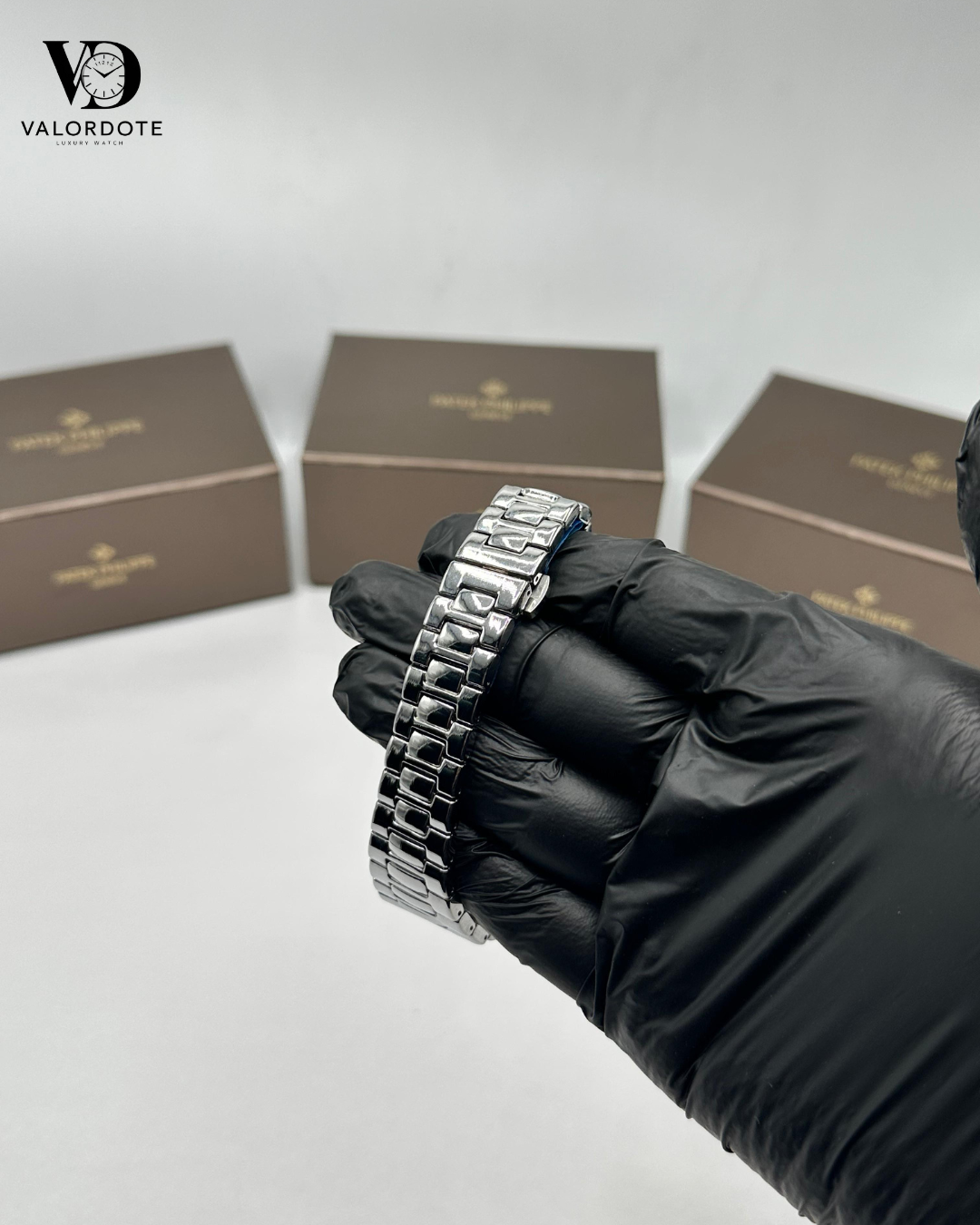 Patek Philippe Blue Dial Men’s Watch Valordote