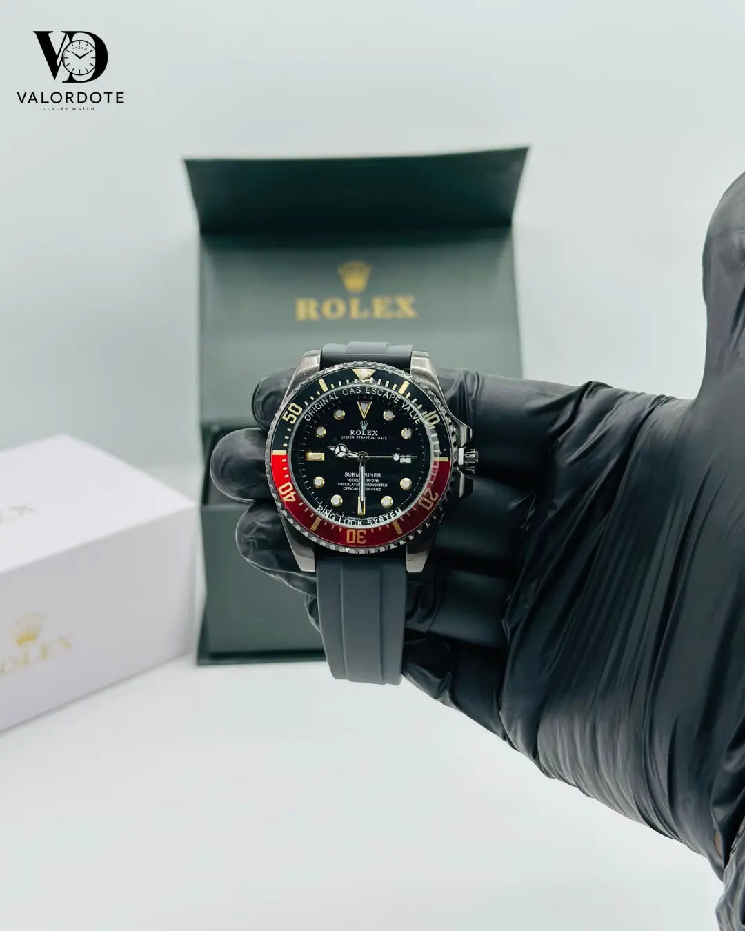 Red Gradient Dial Stainless Steel Men’s Watch Valordote