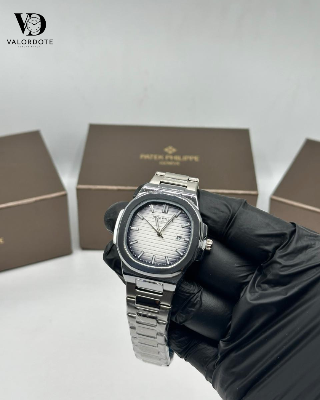 Patek Philippe Silver Dial Stainless Steel Men’s Watch