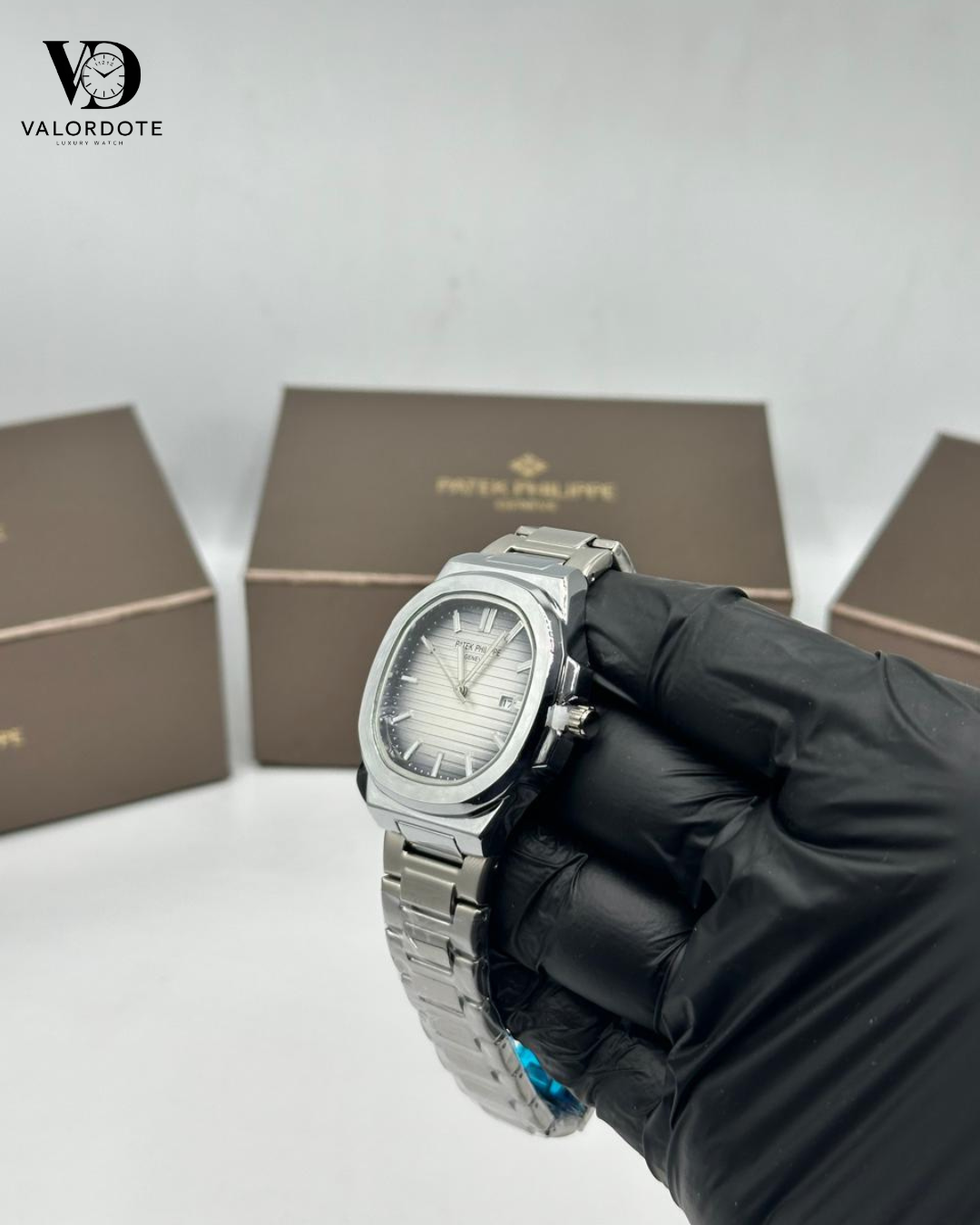 Patek Philippe Silver Dial Stainless Steel Men’s Watch